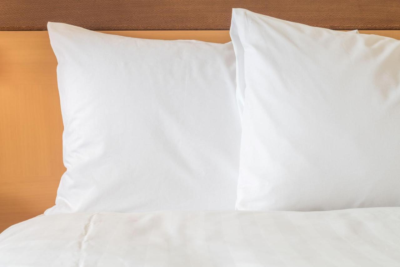 Holiday Inn Midland By Ihg Exteriör bild