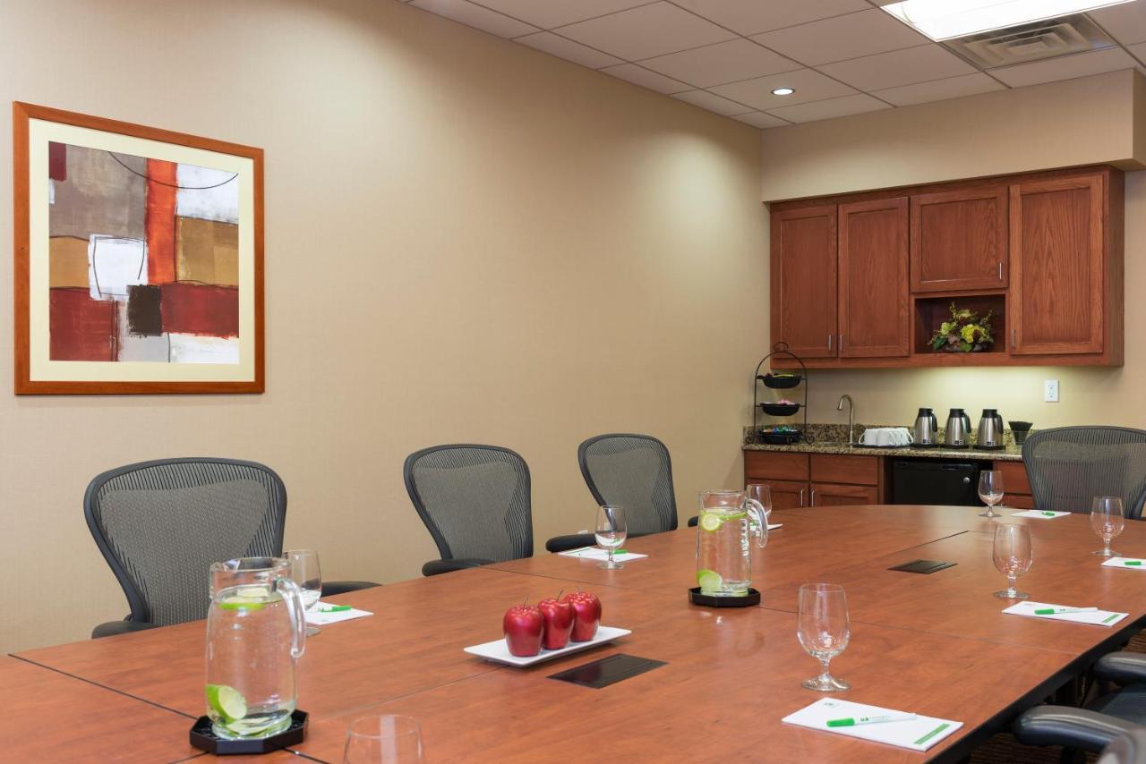 Holiday Inn Midland By Ihg Exteriör bild