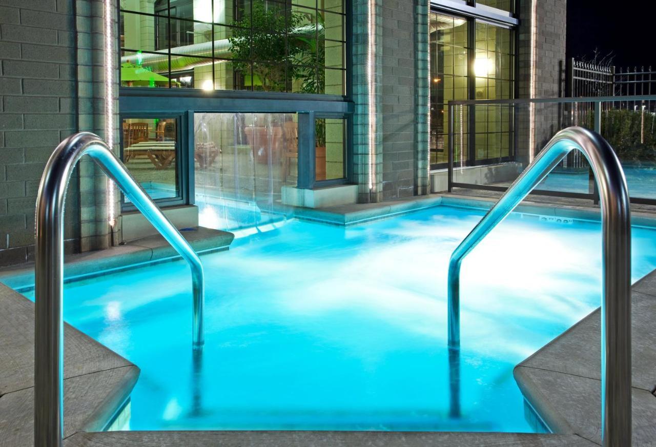 Holiday Inn Midland By Ihg Exteriör bild