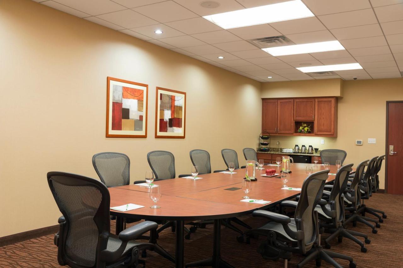 Holiday Inn Midland By Ihg Exteriör bild